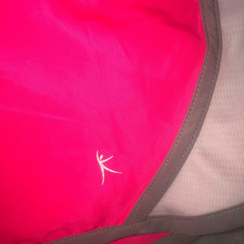 Danskin Shorts 18 hot pink